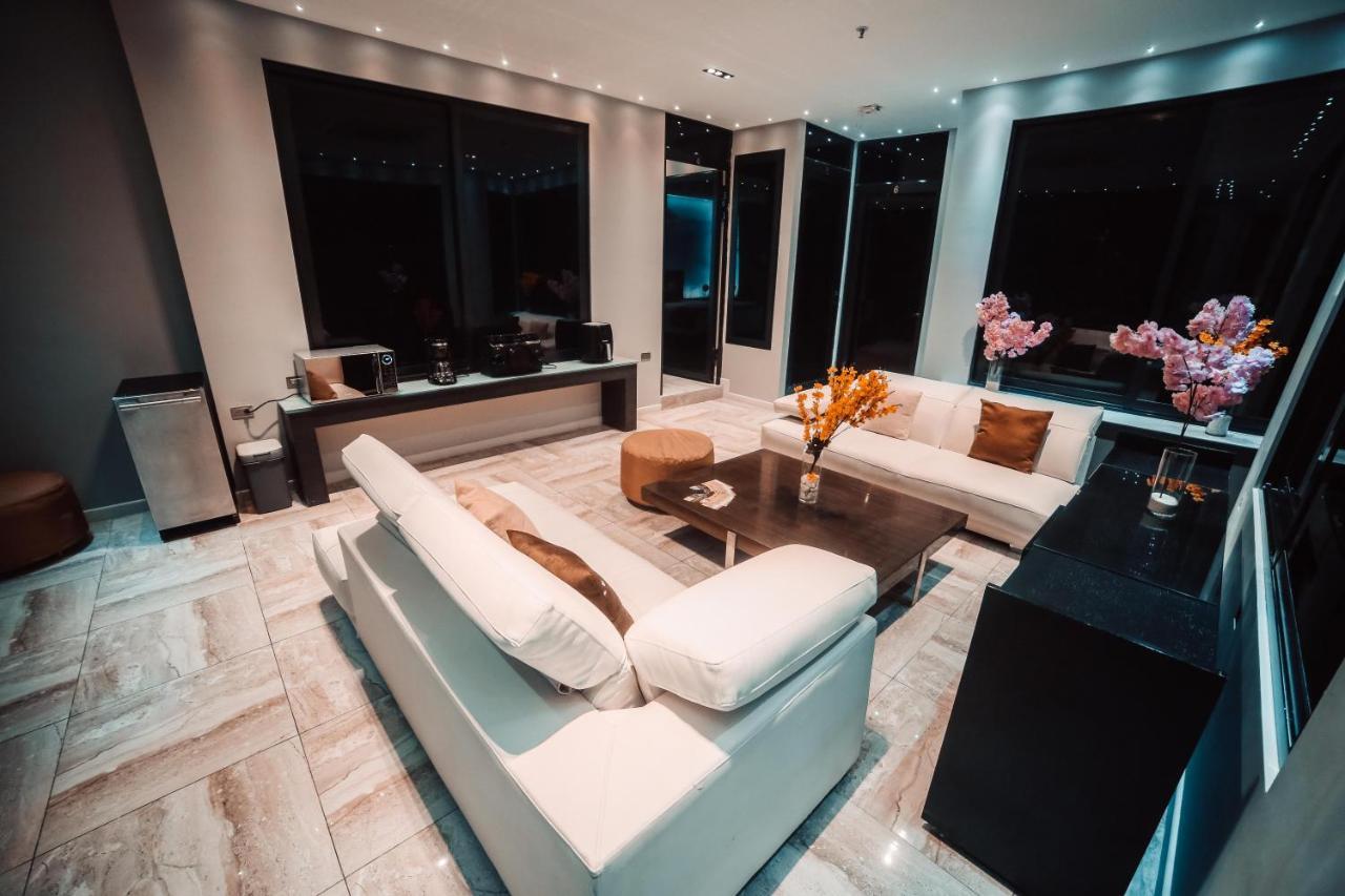 1Million Luxury Suites Medellin Luaran gambar