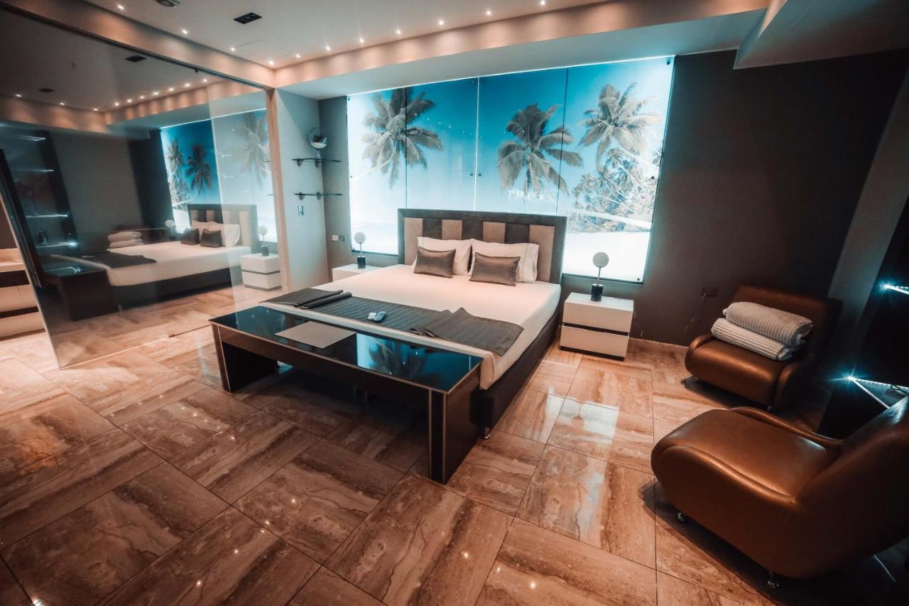 1Million Luxury Suites Medellin Luaran gambar