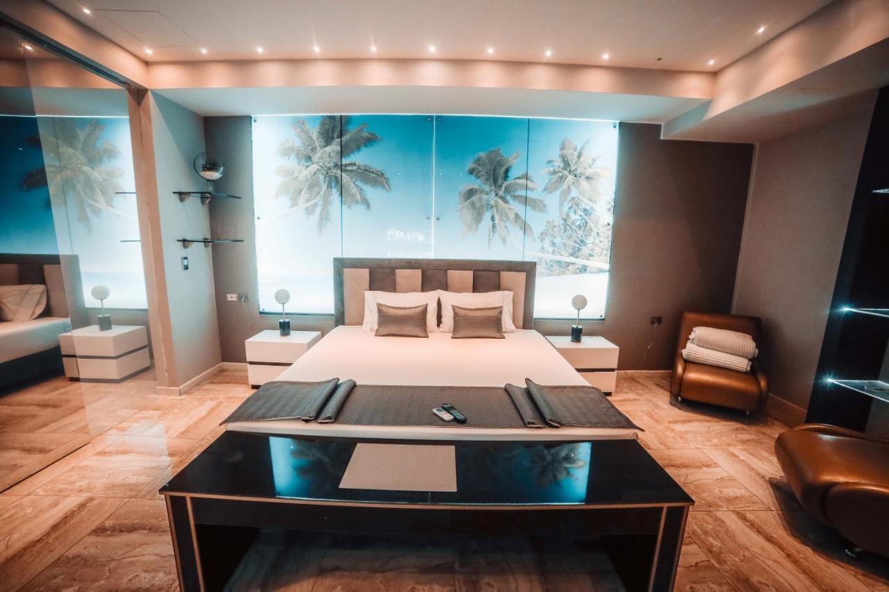 1Million Luxury Suites Medellin Luaran gambar