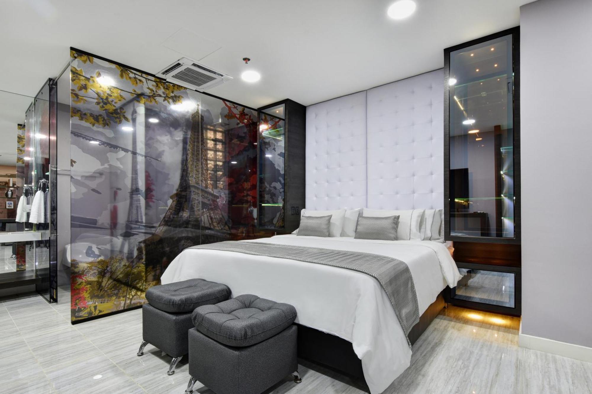 1Million Luxury Suites Medellin Luaran gambar